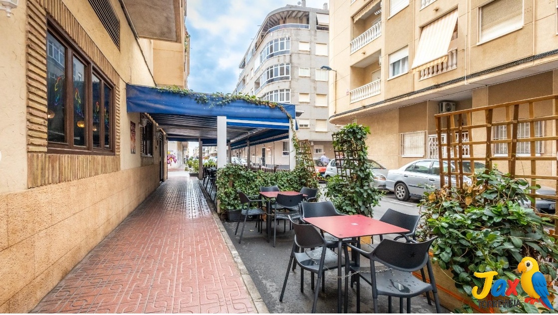 Jax_Terraza_Calle_Moriones