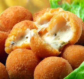 Racion de Bolinhas de Queijo (Bolitas de queso)