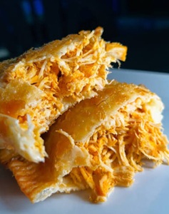 Pastel de Frango (Pollo)